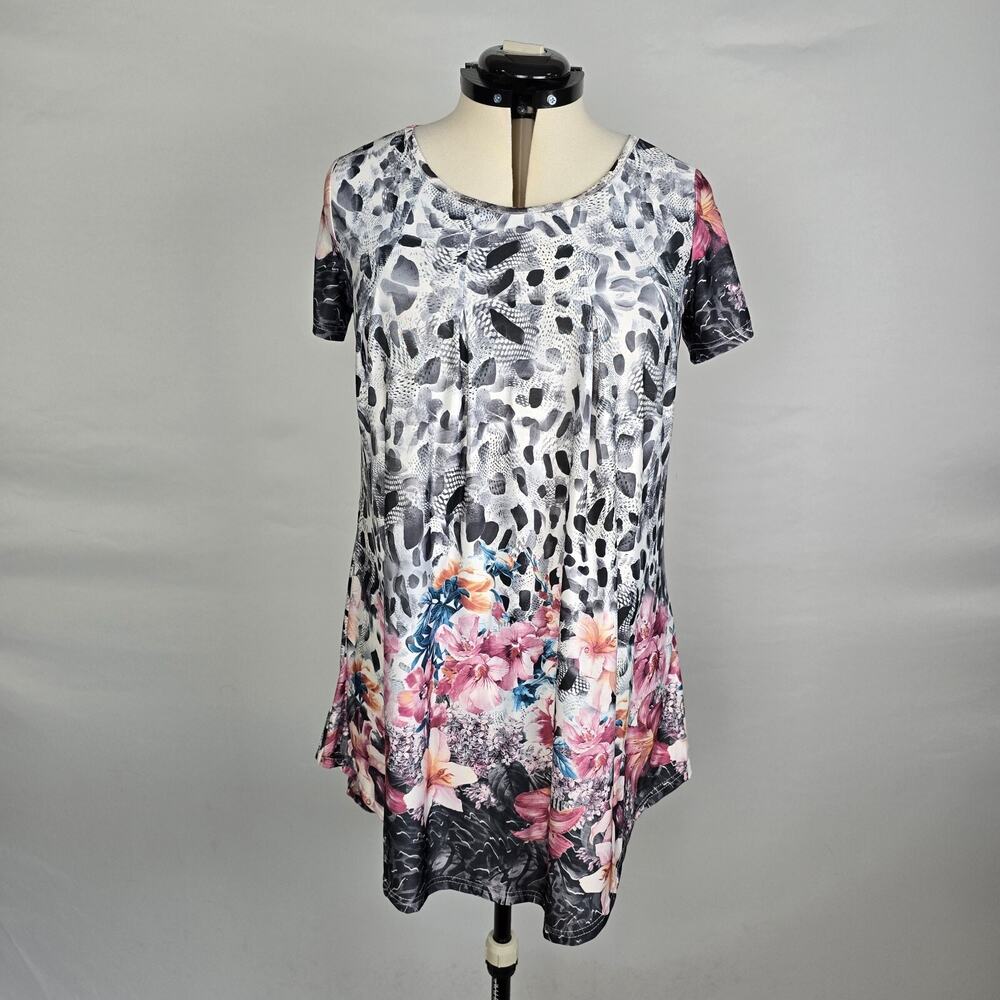 Simply Aster Dress Women's M Black White Pink Floral Short Sleeve Knee NWT